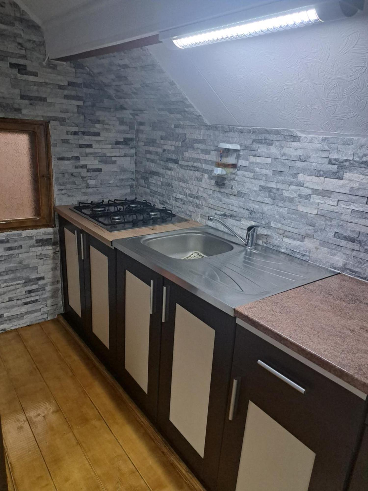 Shelby Accommodation -Adult Only- ซินายา ภายนอก รูปภาพ